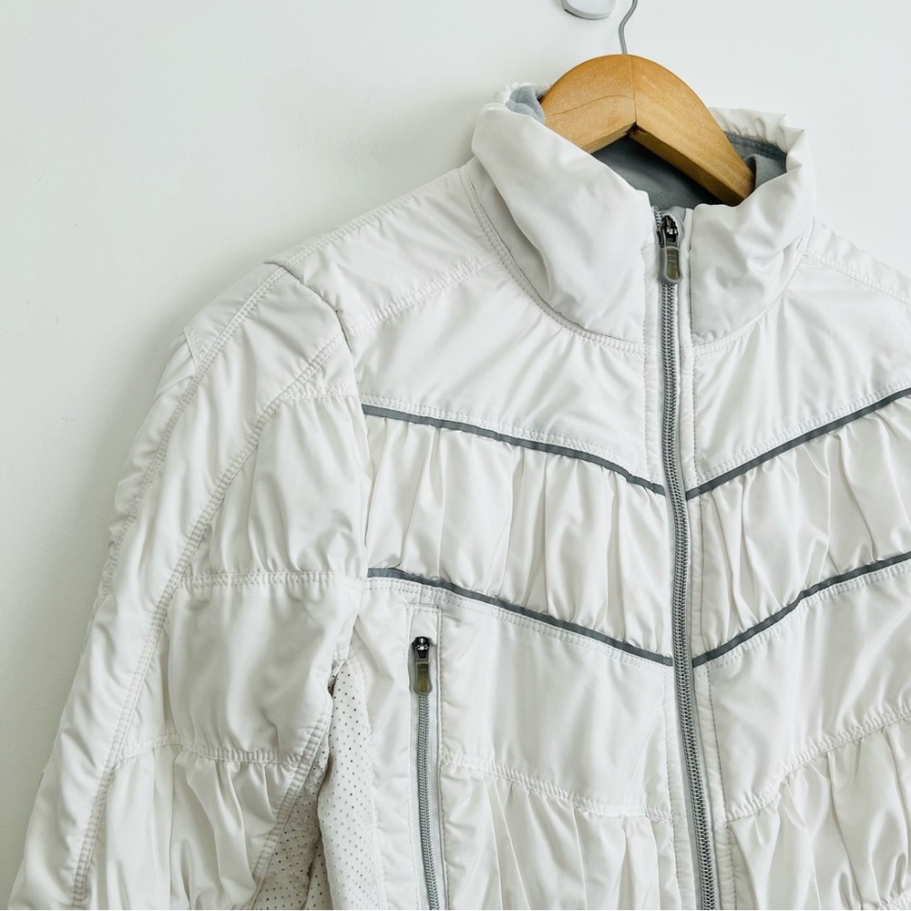 Lululemon Outward Bound Jacket View 2